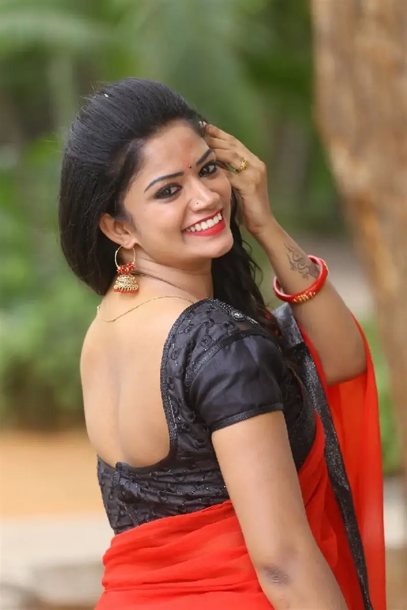 Telugu Girl Srujana in Red Saree at Vetaadutha Movie Opening